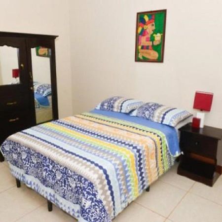 Hotel Casa De Angeles Манагуа Экстерьер фото