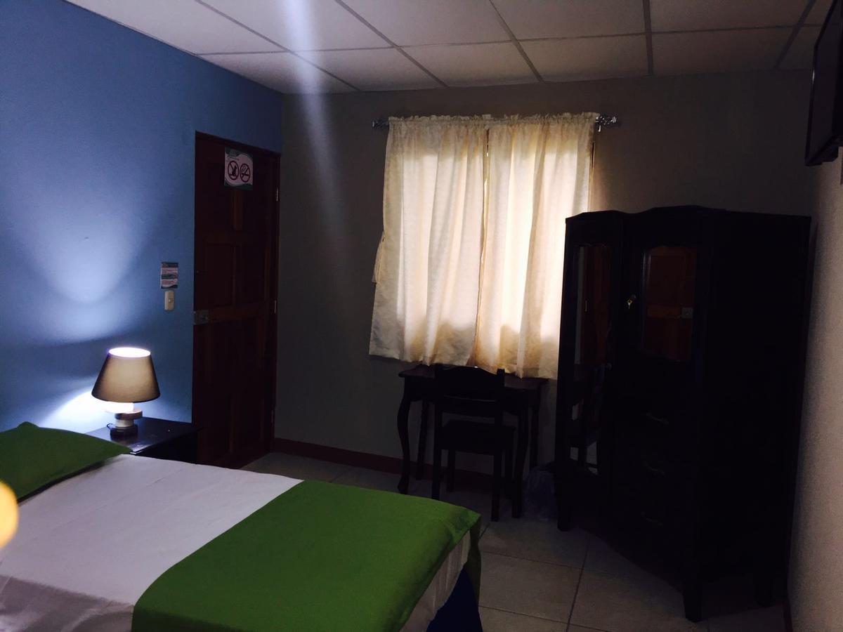 Hotel Casa De Angeles Манагуа Экстерьер фото