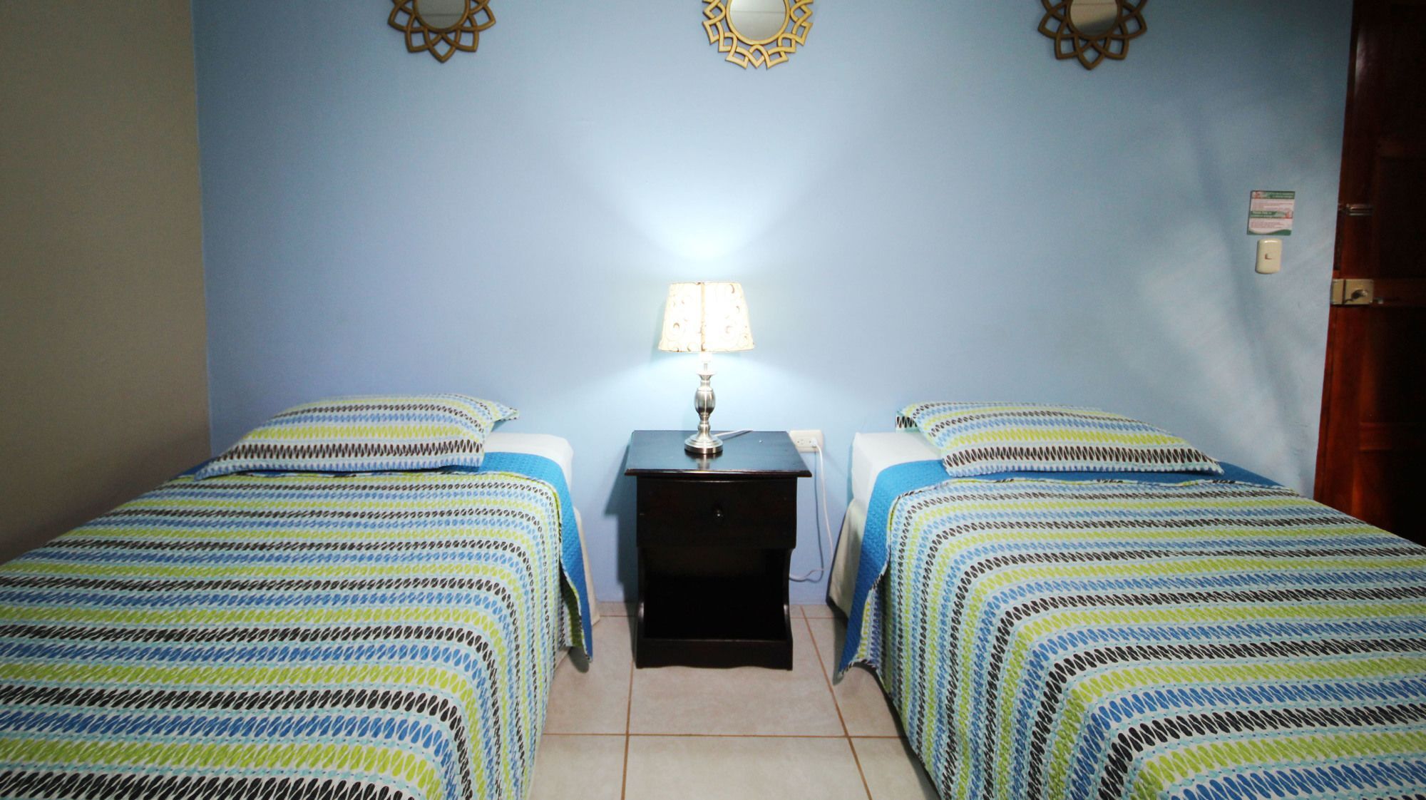 Hotel Casa De Angeles Манагуа Экстерьер фото